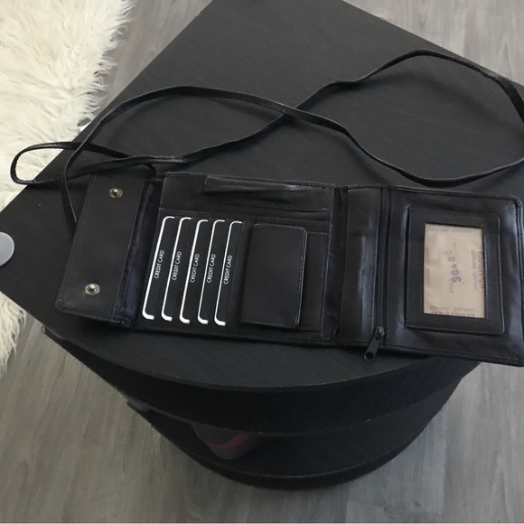 Wallet - Picture 3 of 3